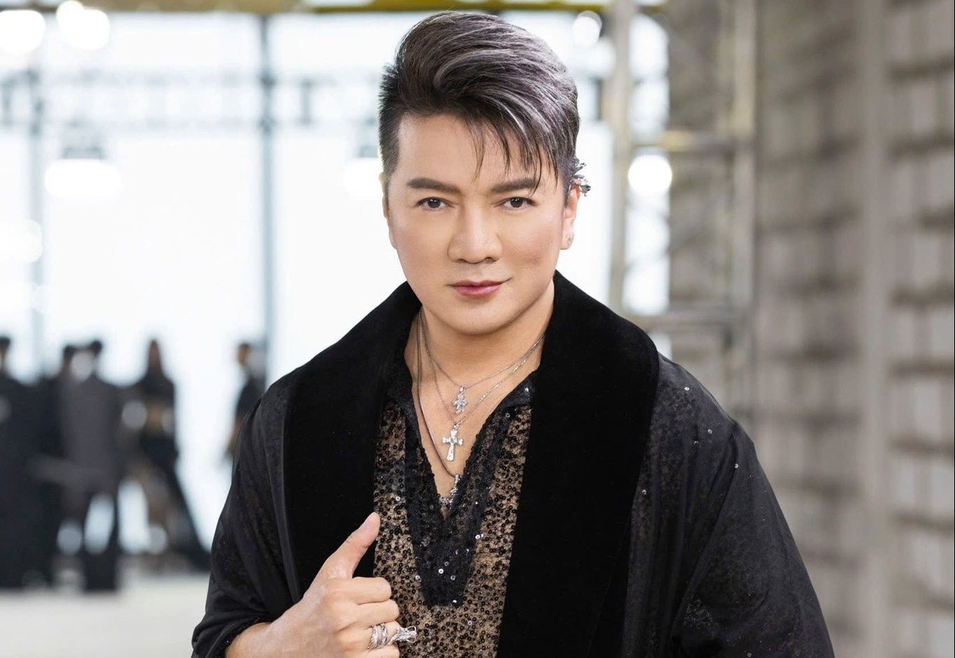 Huy dem nhac Dam Vinh Hung hinh anh