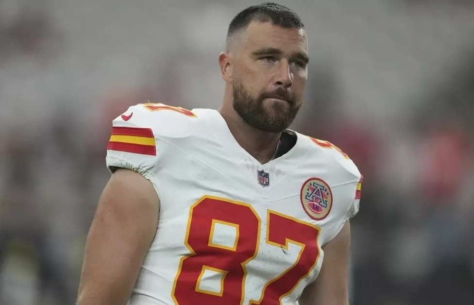 Hon phu cao 1,96 m cua Taylor Swift giai nghe? hinh anh