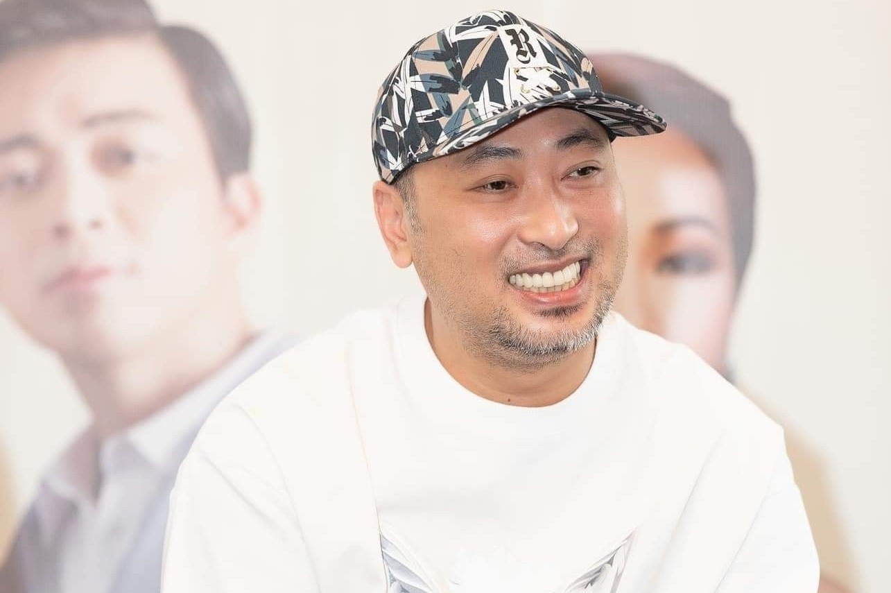 Dao dien Nguyen Quang Dung tuyen tro ly nhung khong co luong hinh anh