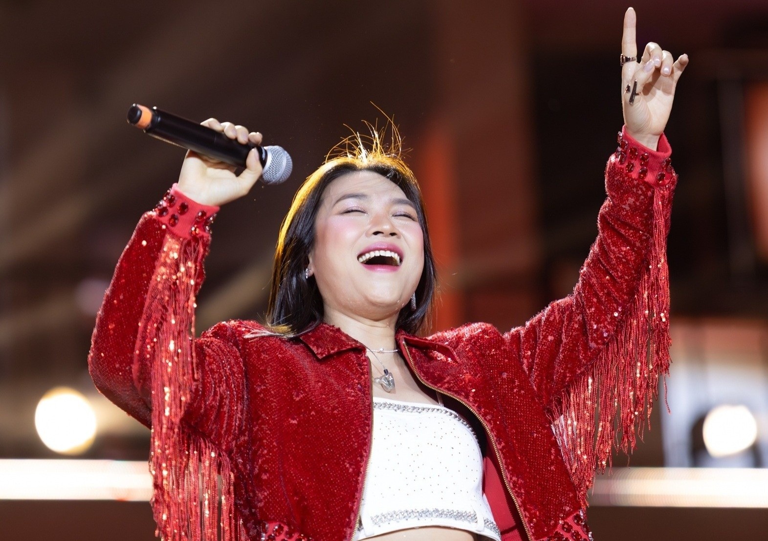 My Tam gap su co trong dem be mac Lien hoan am nhac quoc te TP.HCM hinh anh