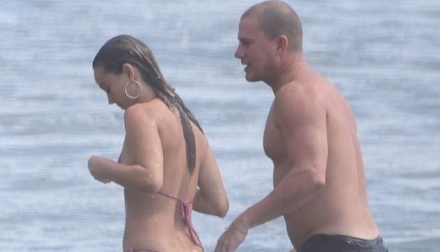 Channing Tatum si me ban gai kem 19 tuoi hinh anh