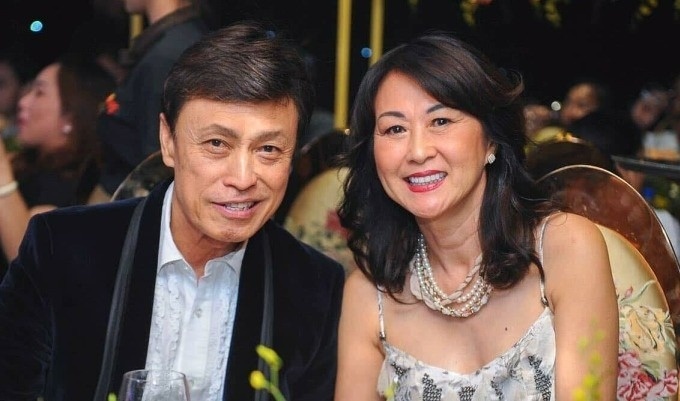 Danh ca Tuan Ngoc ly hon hinh anh