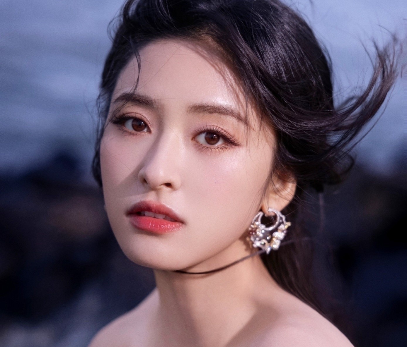 Nu dien vien bi duoi khoi du an hinh anh