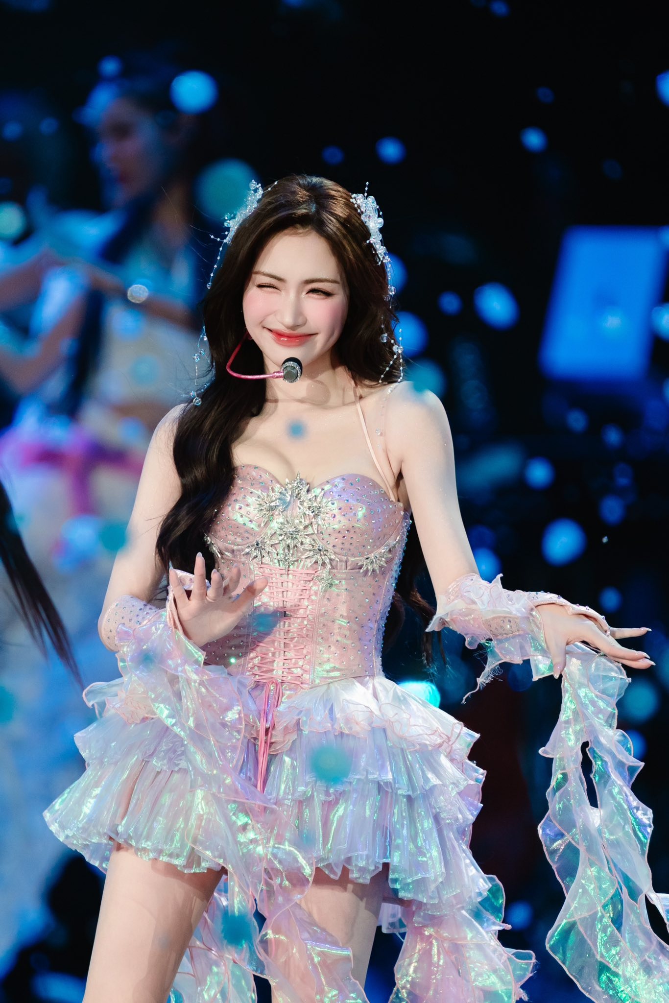 hòa minzy ảnh 2 hoa minzy anh 2