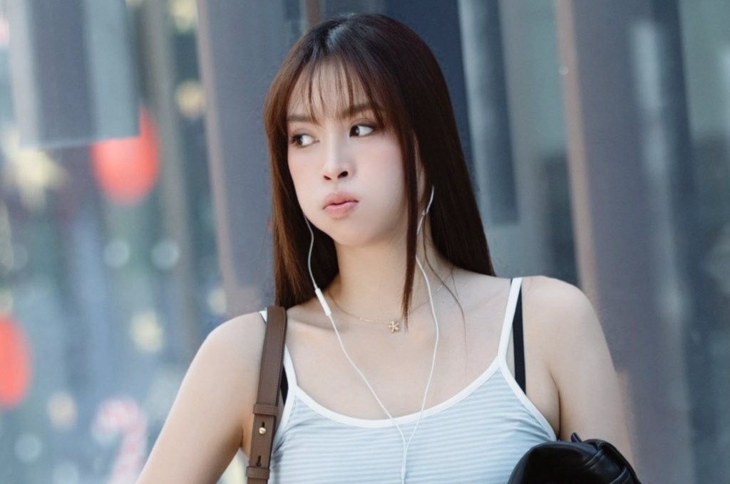 Tieu Vy noi ve viec du su kien web ca do hinh anh