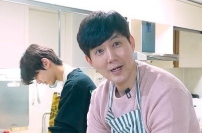 Sao nhi 'Bo oi minh di dau the' bi mang vi xem show hen ho hinh anh