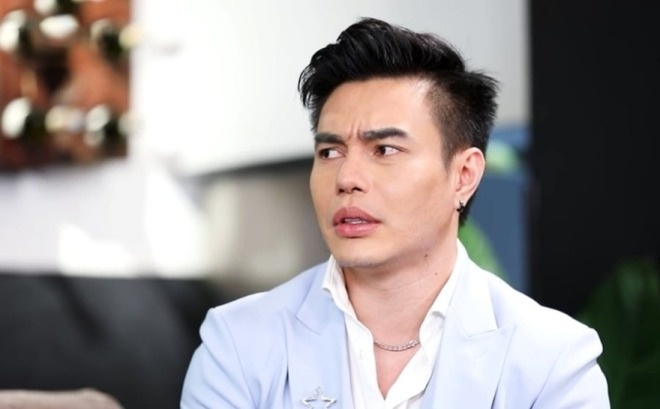 Le Duong Bao Lam noi 'co dau hieu bi dot quy' hinh anh