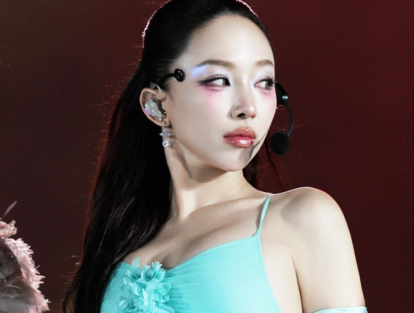 Phan ung cua Toc Tien khi bi 'hoi kho' hinh anh