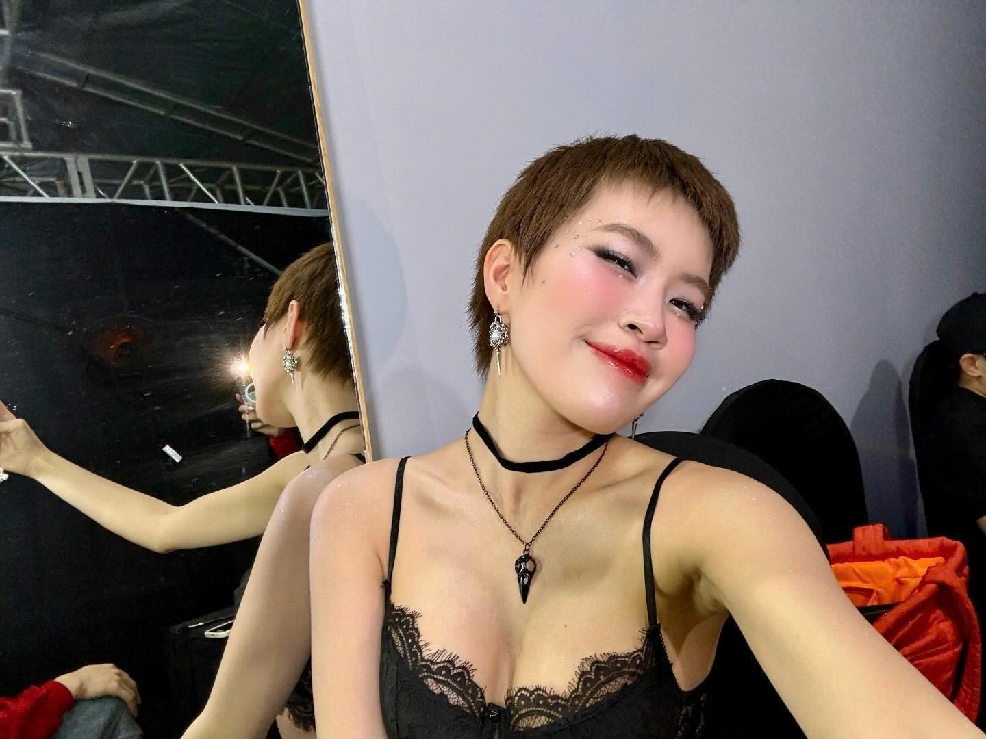 Phao bi HIEUTHUHAI lat do hinh anh