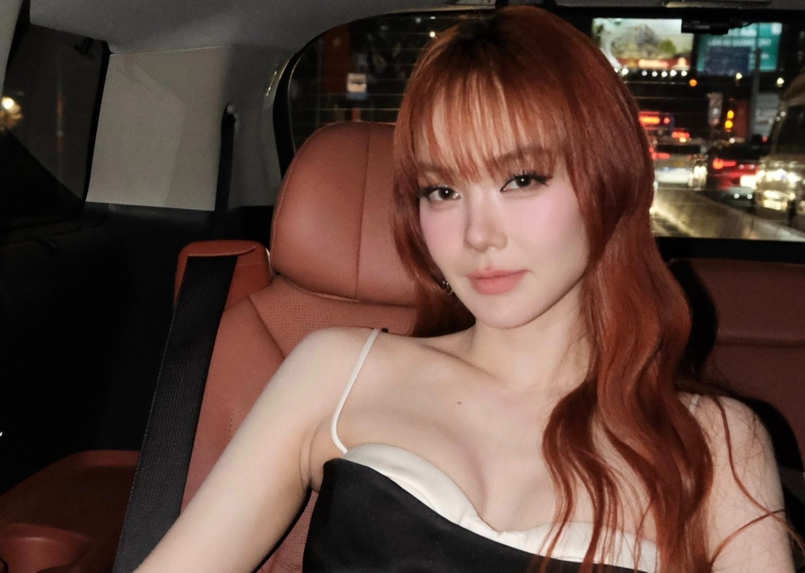 Minh Hang dap tra hinh anh