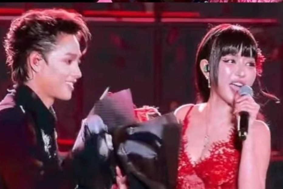 Khoanh khac gay sot cua Tang Duy Tan va Bich Phuong hinh anh