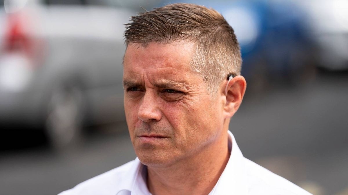 Dien vien Anh qua doi sau vai thang o trong tu hinh anh