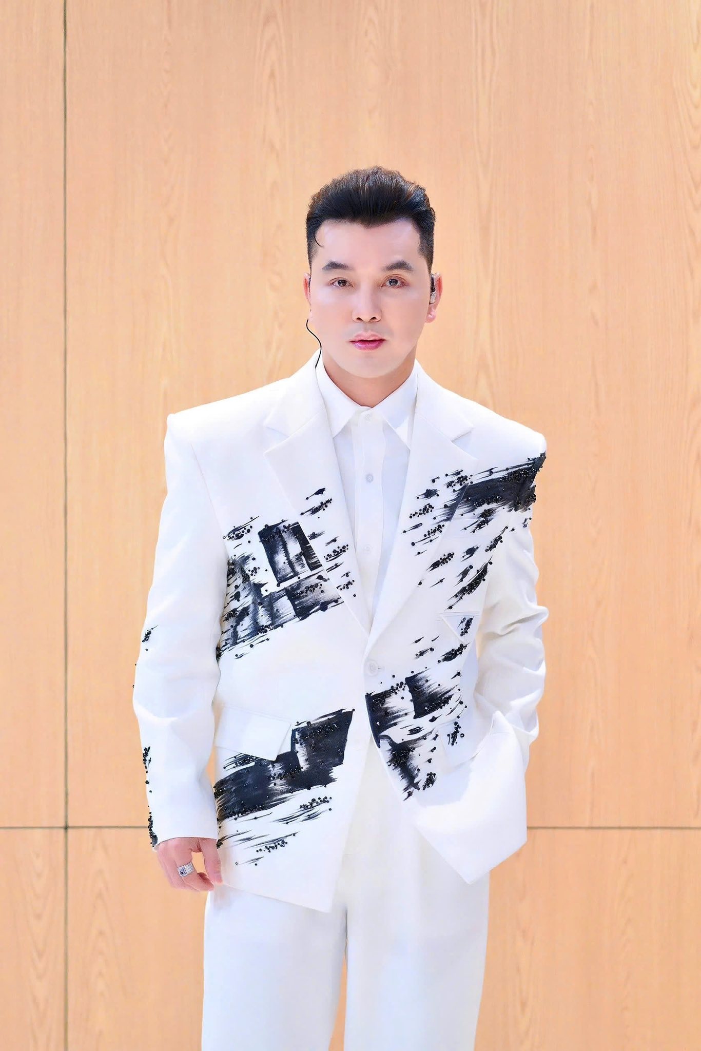 ung hoang phuc anh 3