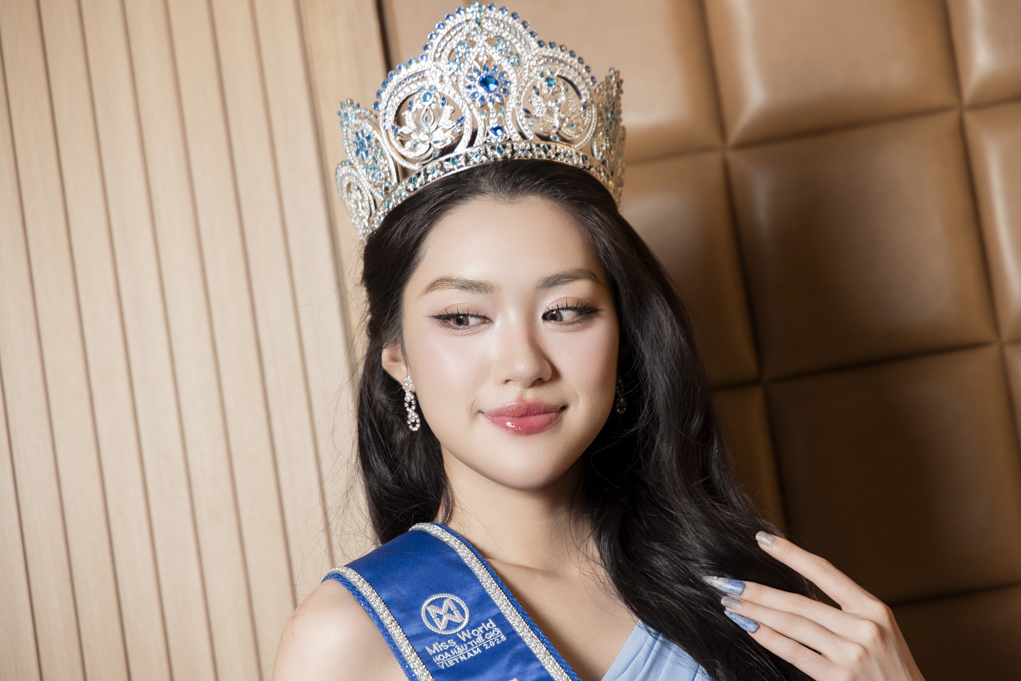 Tan hoa hau Phuong Oanh: 'Toi khong quan tam tien thuong' hinh anh