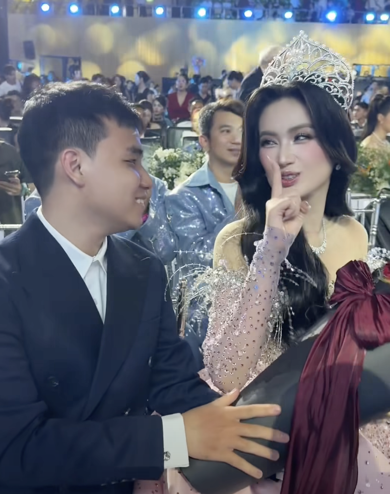 ý nhi ảnh 2 y nhi anh 2