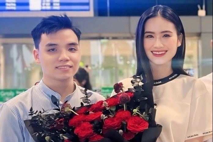 Moi tinh 9 nam cua Y Nhi va ban trai Tuan Kiet hinh anh