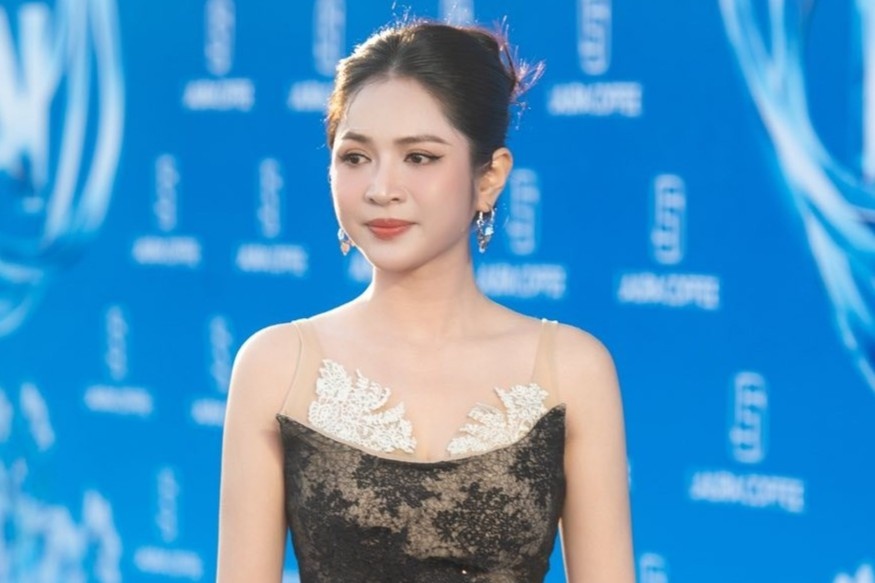 Ca si Viet lam dung hat nhep la khong the chap nhan hinh anh