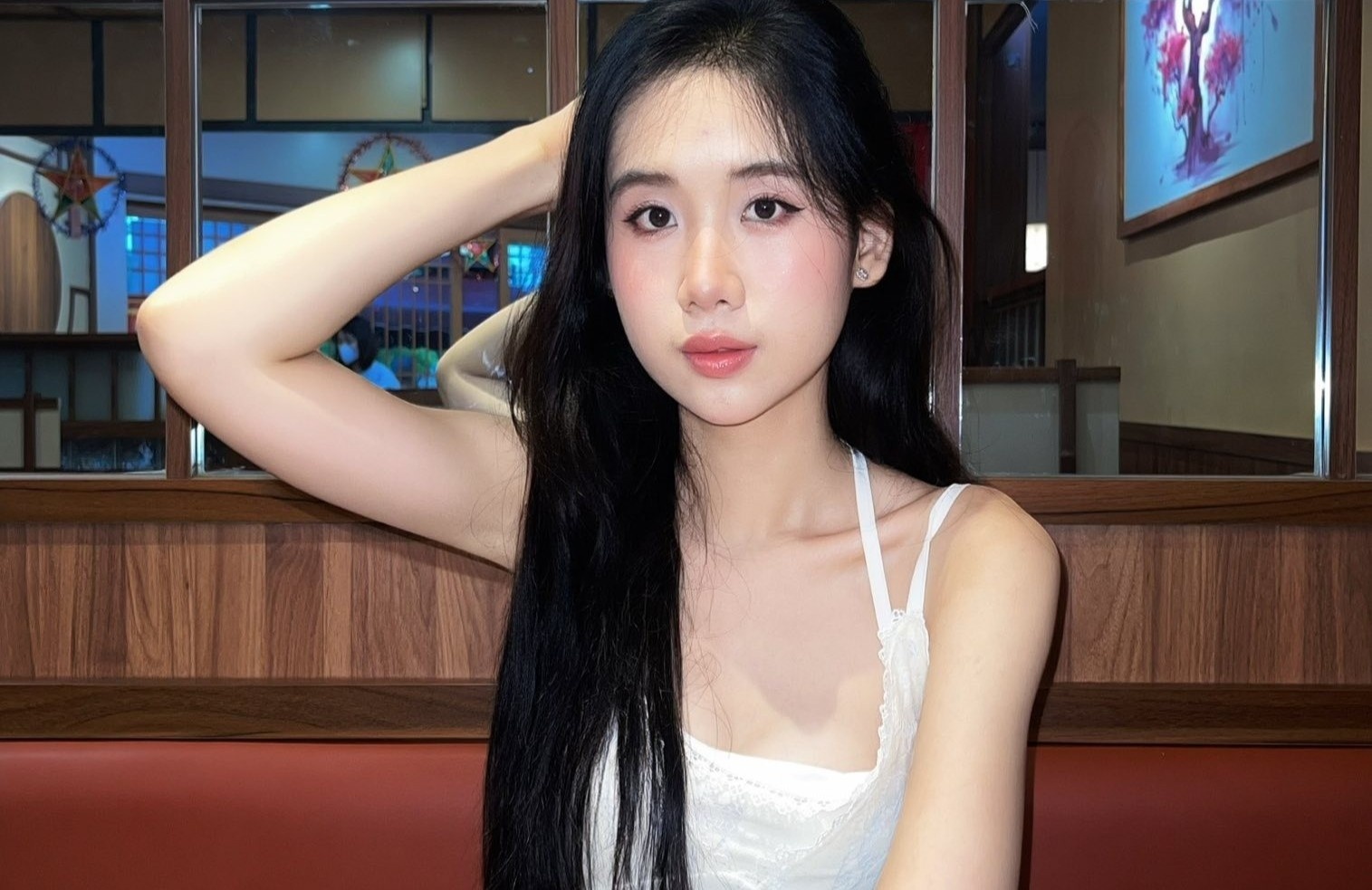 Gia canh A hau Tam Nhu hinh anh