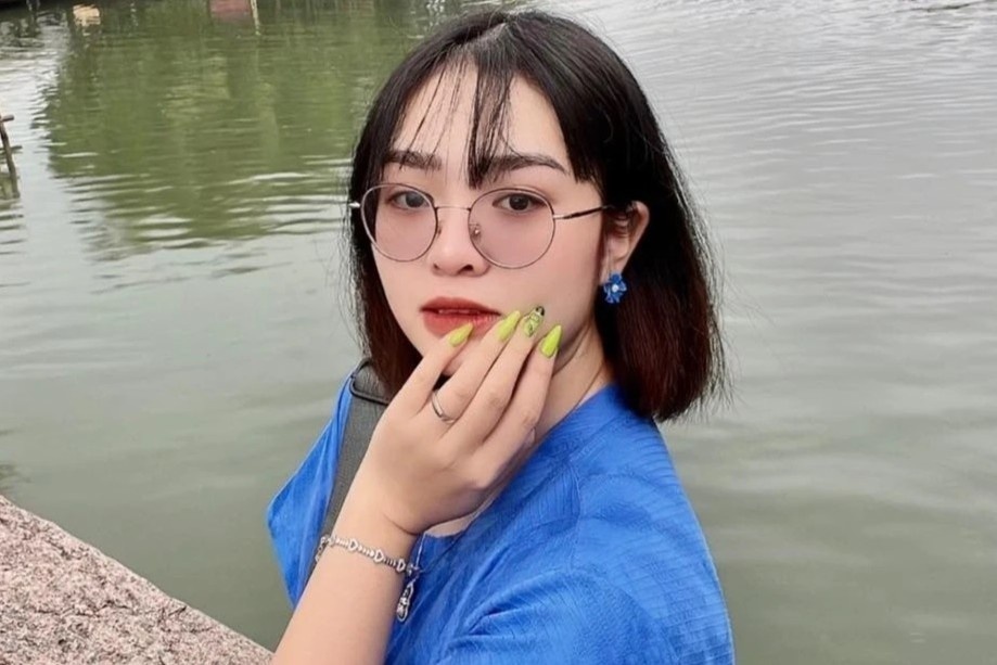 Gia dinh noi mat lien lac voi Thien Nhan hinh anh