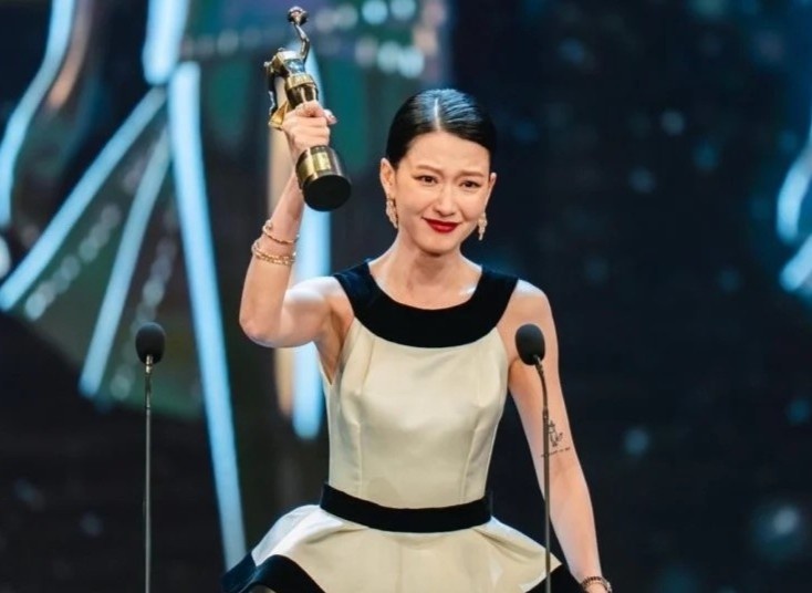 My nhan lam nen lich su sau 23 nam hinh anh