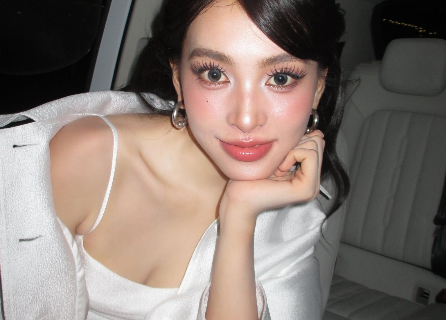 Quoc Truong go clip benh vuc Tieu Vy hinh anh