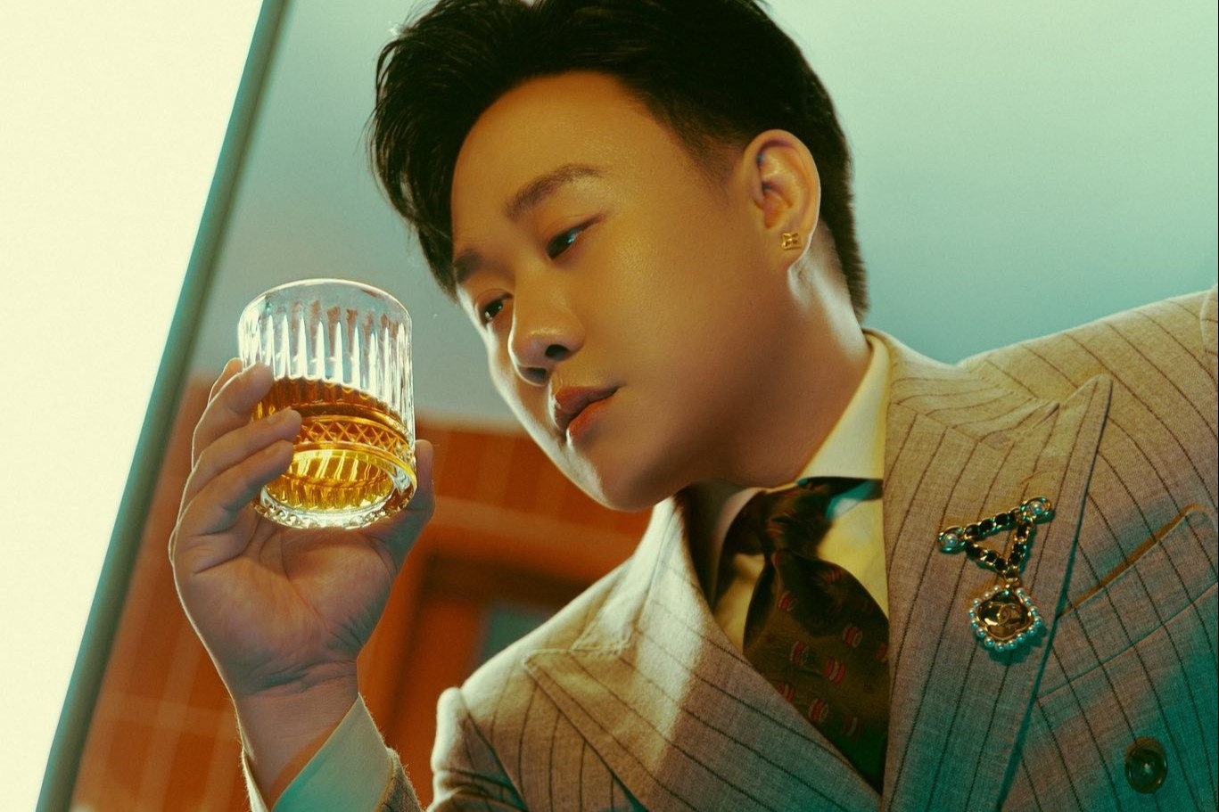 Luat su: 'Hanh hung khi say ruou phai chiu trach nhiem hinh su' hinh anh