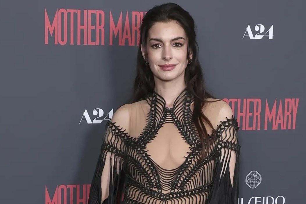 My nhan dep nhat nam 2026 qua tao bao hinh anh