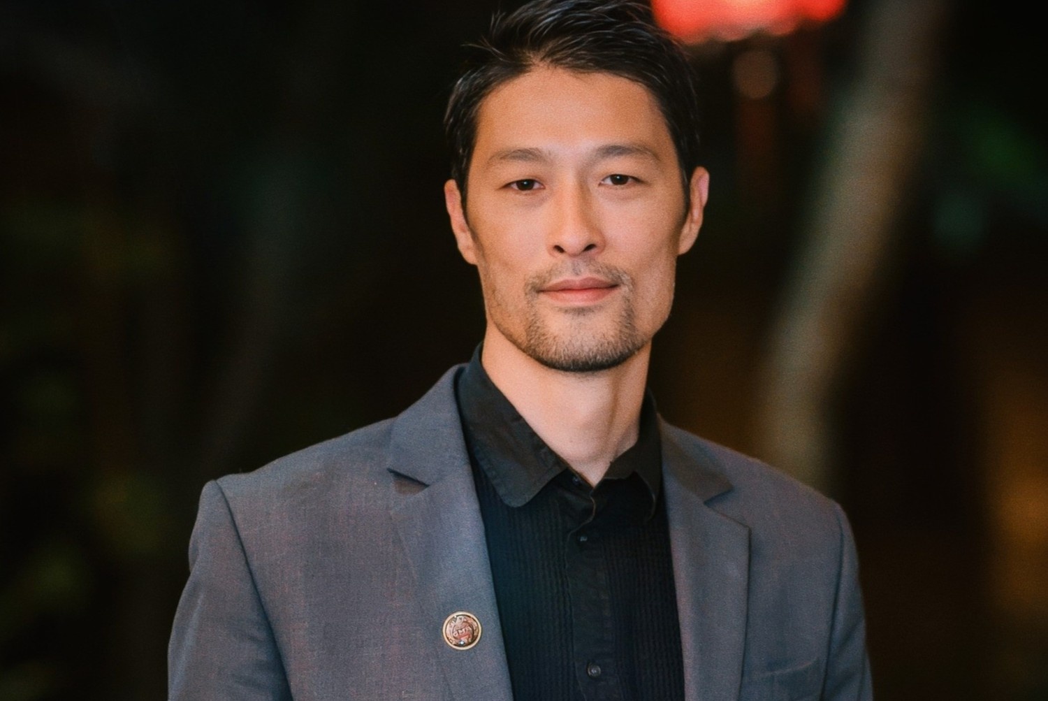 Johnny Tri Nguyen hien tai hinh anh