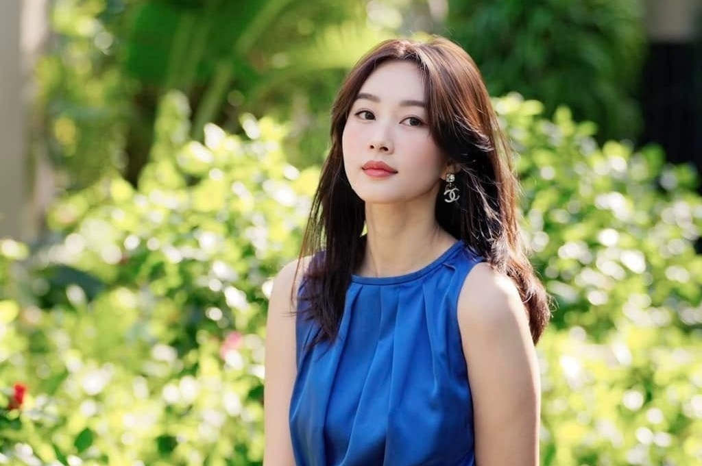 Cuoc song cua Dang Thu Thao ben chong doanh nhan hinh anh