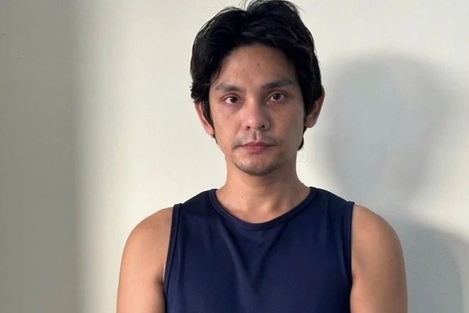 Ca si Son Ngoc Minh vua bi bat la ai? hinh anh