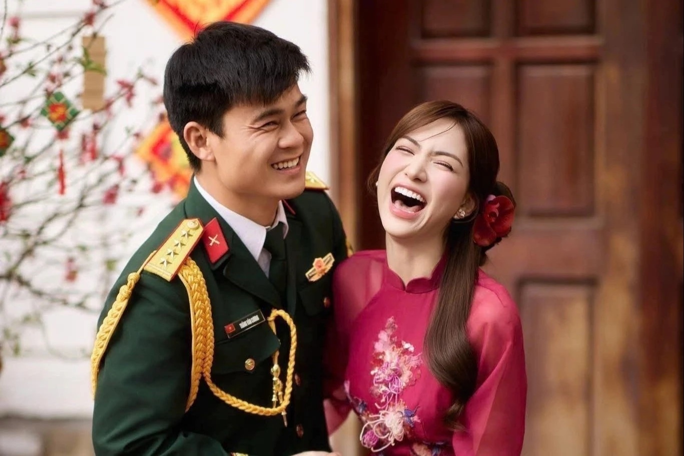 Ban trai don sinh nhat ben Hoa Minzy hinh anh
