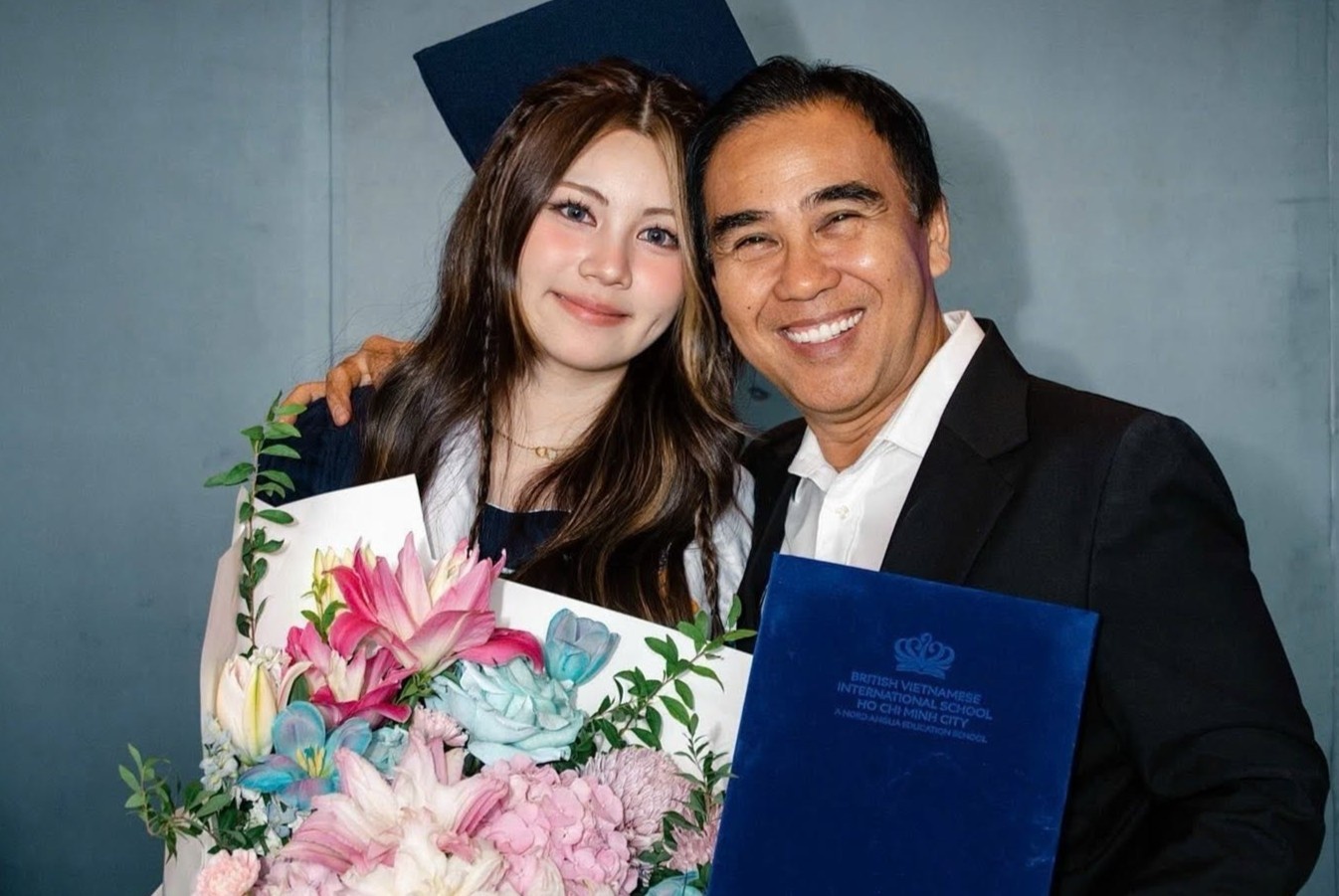 Tuoi 18 cua con gai Quyen Linh hinh anh