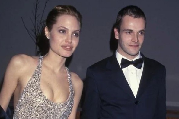 Chong cu Angelina Jolie o tuoi 53 hinh anh