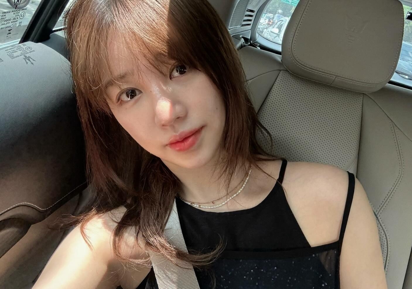 Nhan sac nu dien vien 14 nam khong hen ho hinh anh
