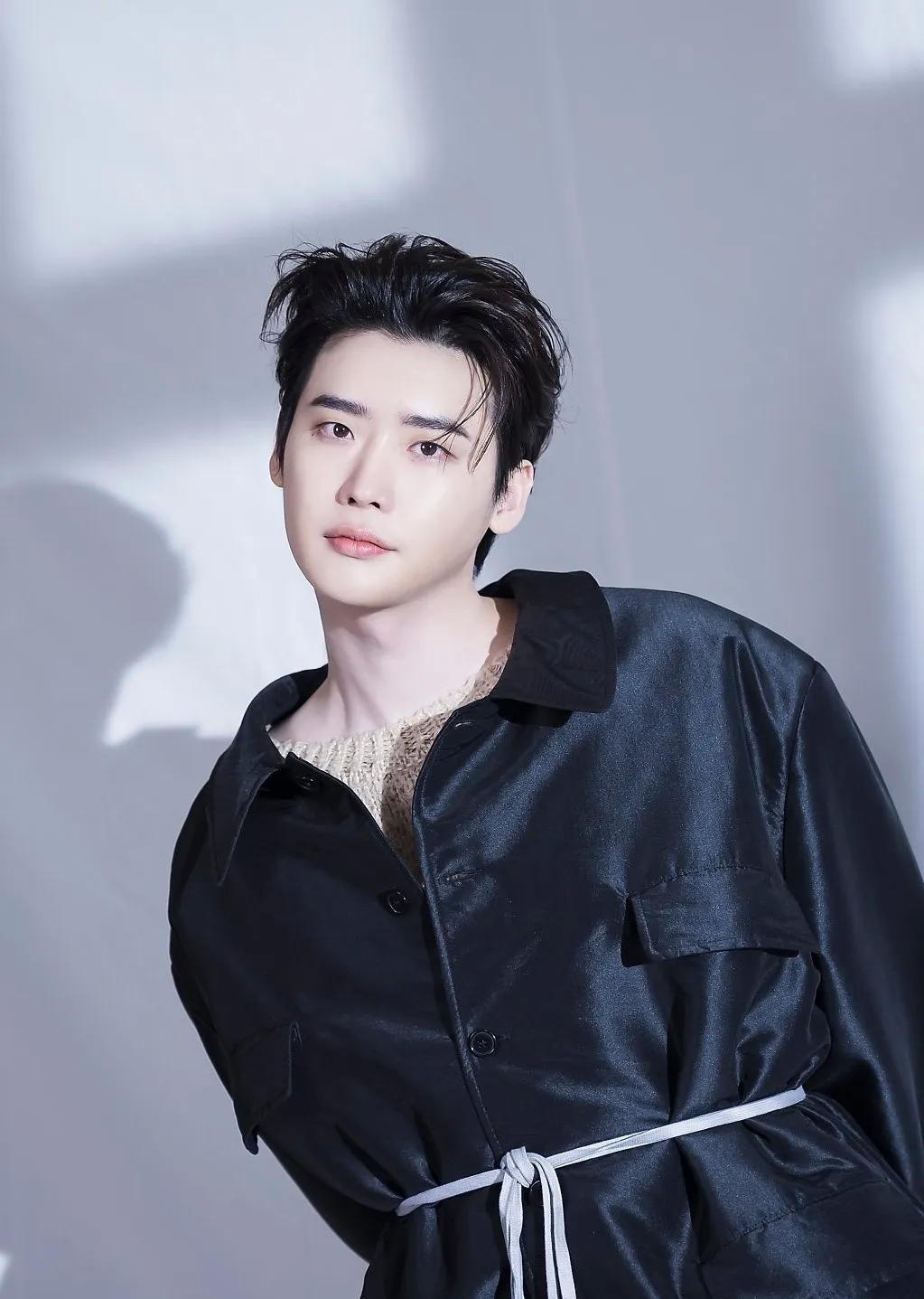 Lee Jong Suk ảnh 8