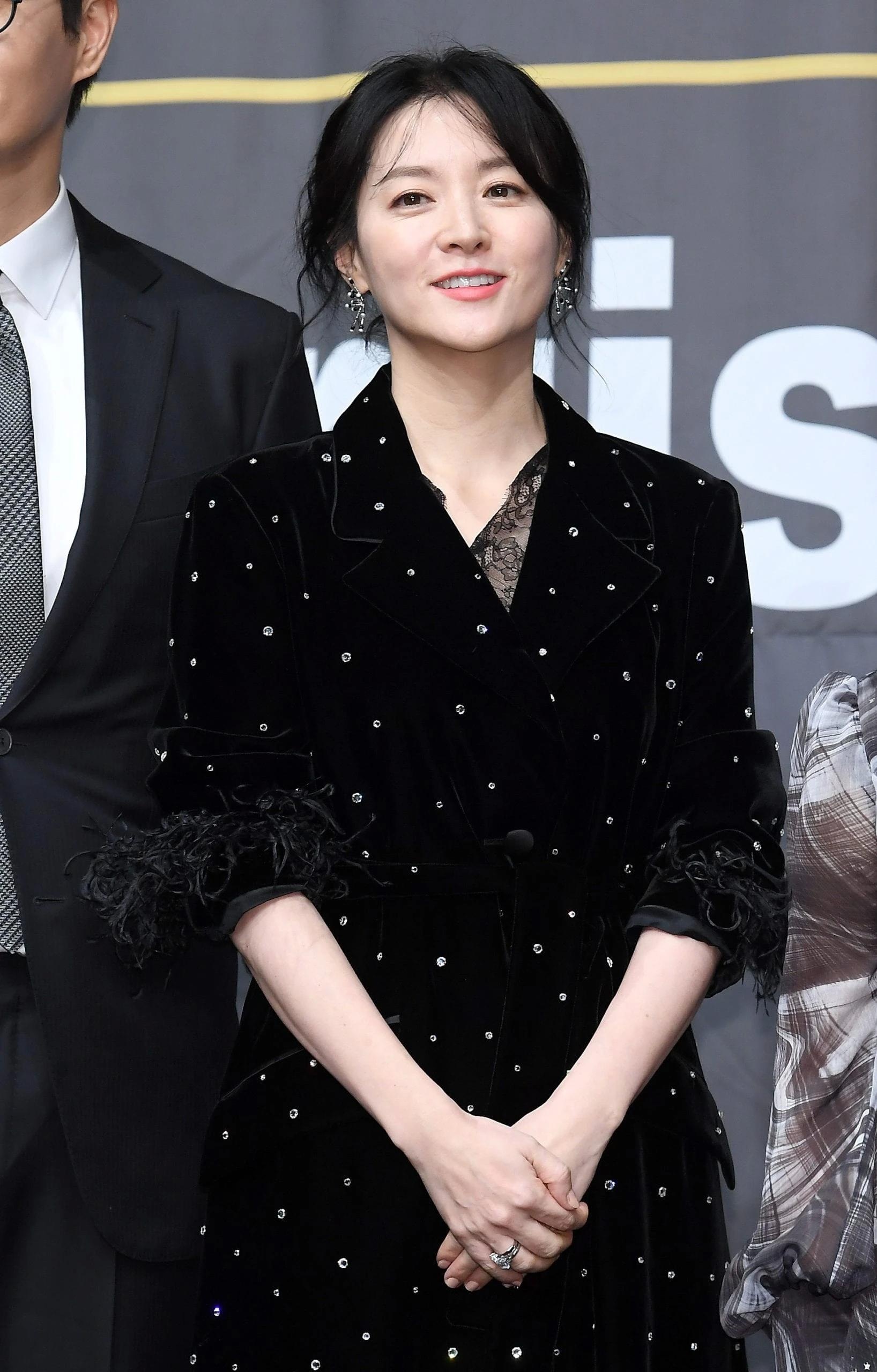 Lee Young Ae ảnh 2