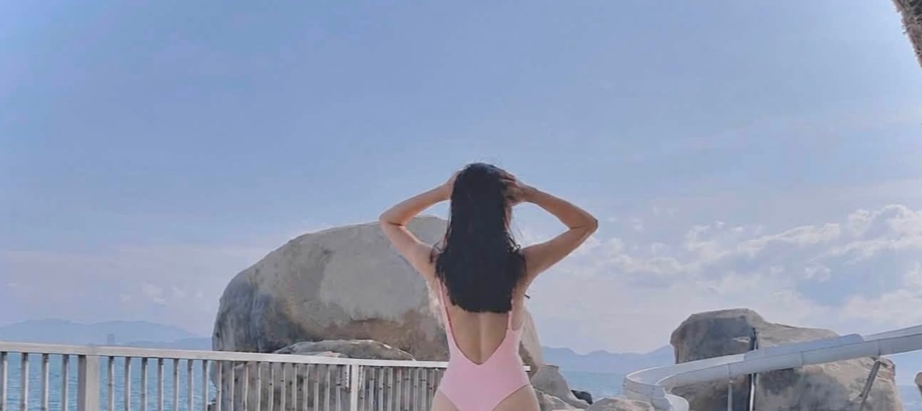 thủy ti&ecirc;n ảnh 1