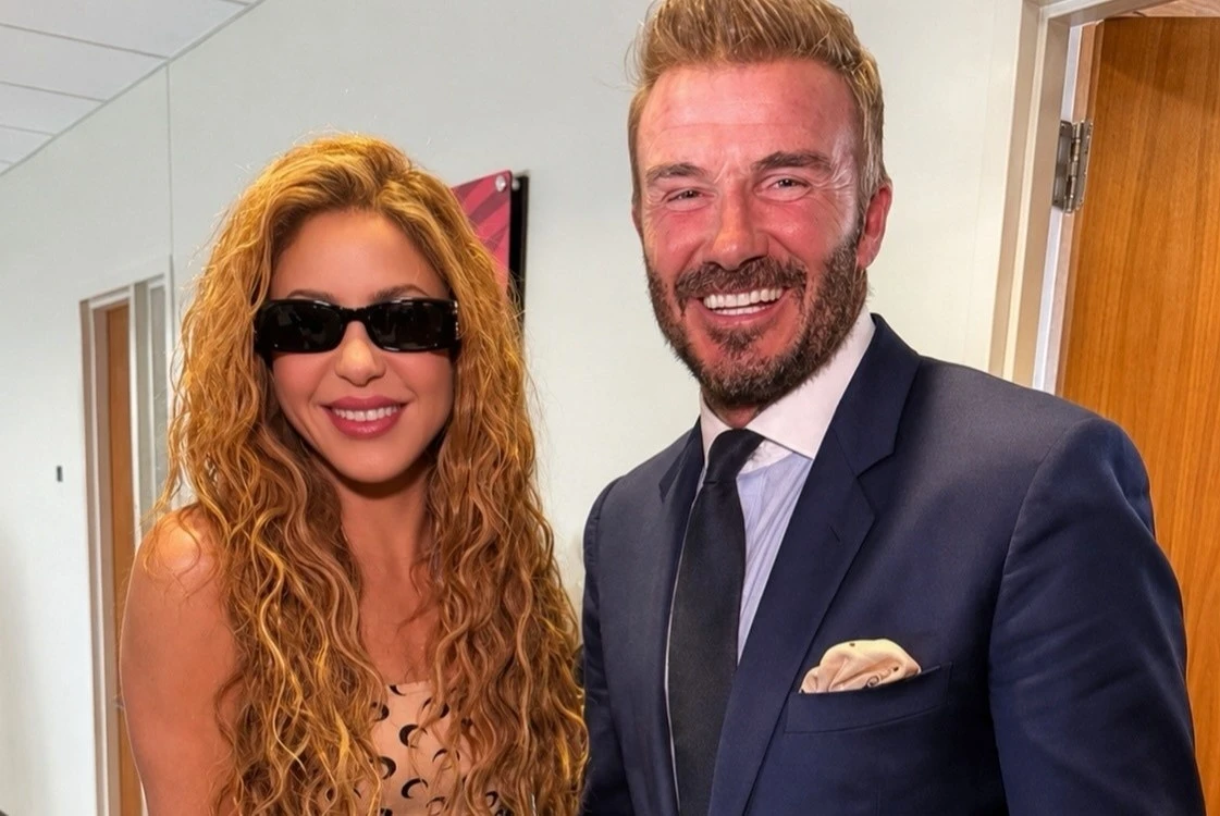 Khoảnh khắc thân thiết giữa Shakira và David Beckham