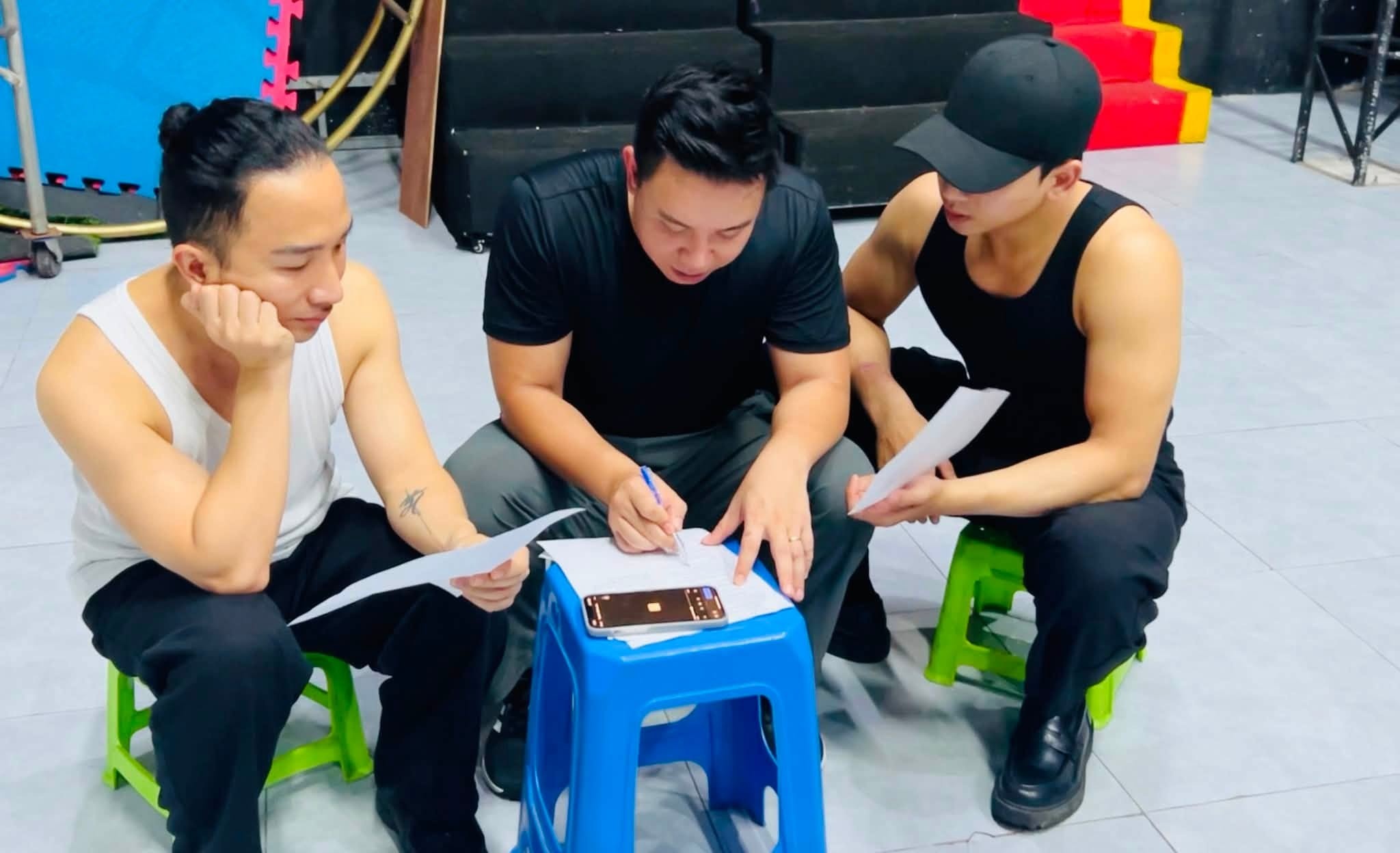 Bất ngờ về Đông Hùng
