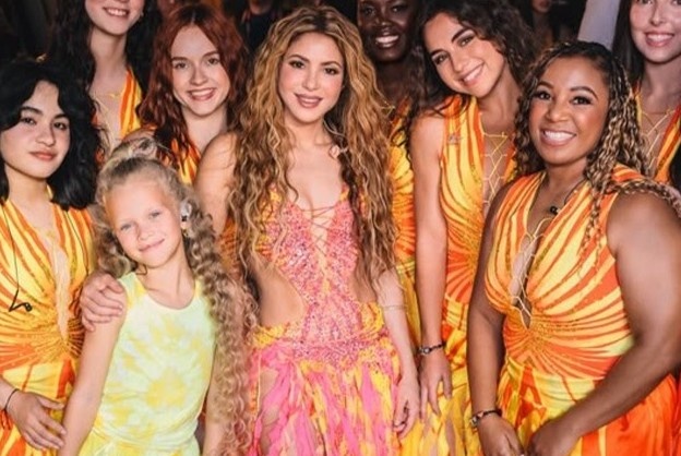 Sao nhí 10 tuổi nhảy cùng Shakira gây sốt toàn cầu