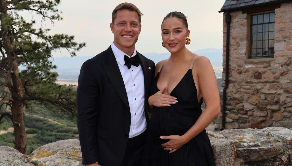 Olivia Culpo mang thai với chồng cầu thủ