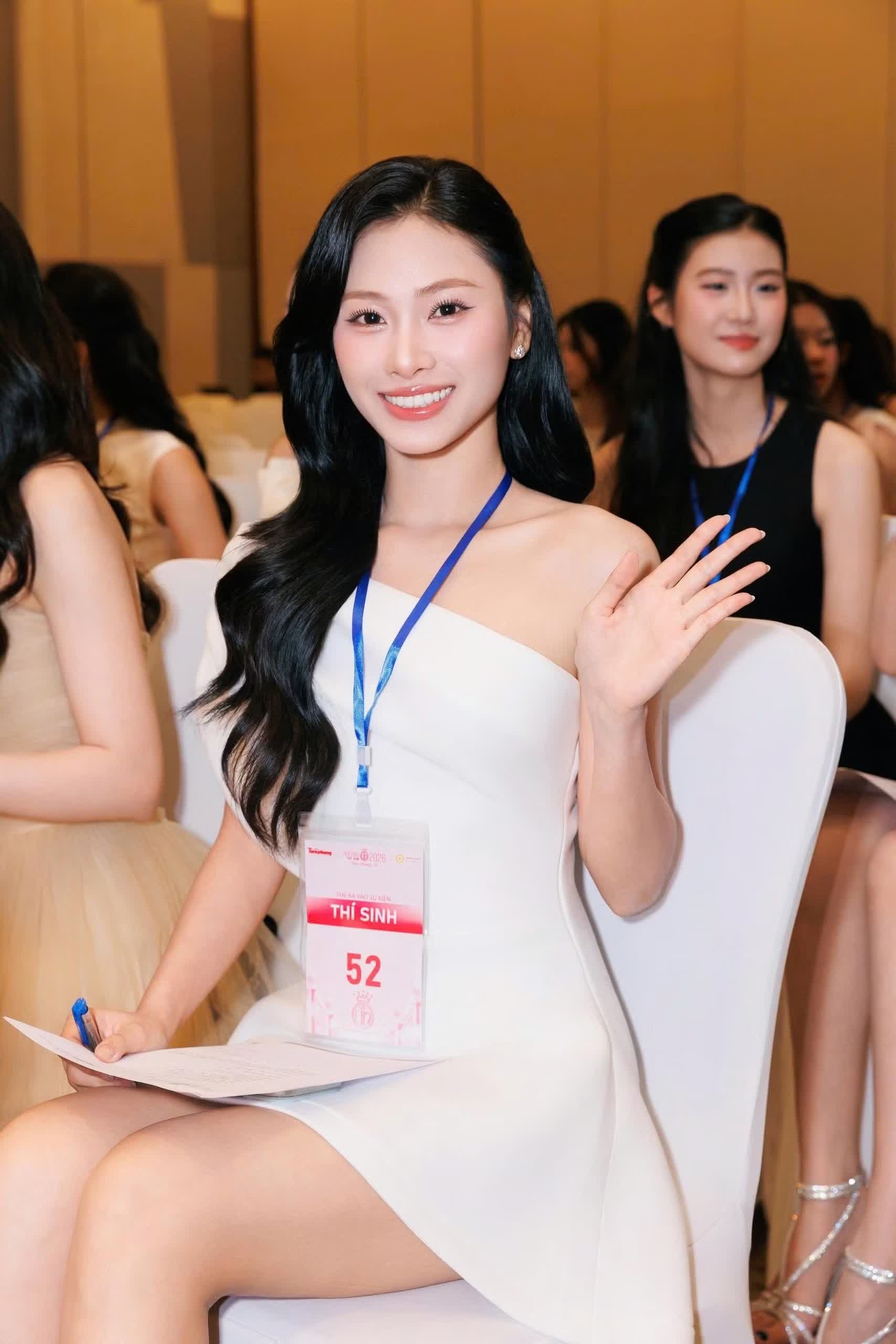 hoa hậu ảnh 2 hoa hậu ảnh 2