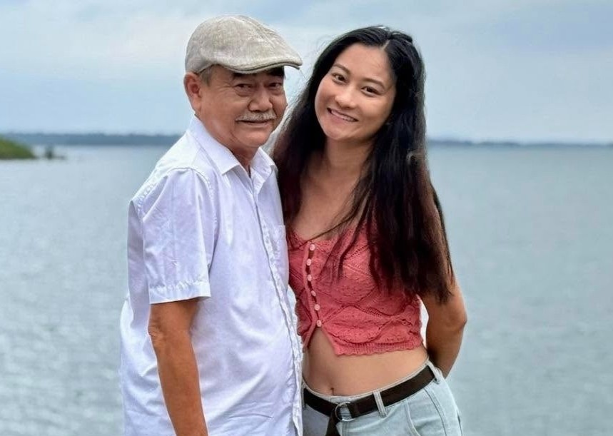 NSND Việt Anh bên vợ kém 36 tuổi