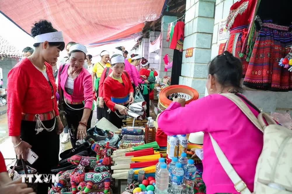 c&ocirc;ng nghiệp văn h&oacute;a ảnh 4