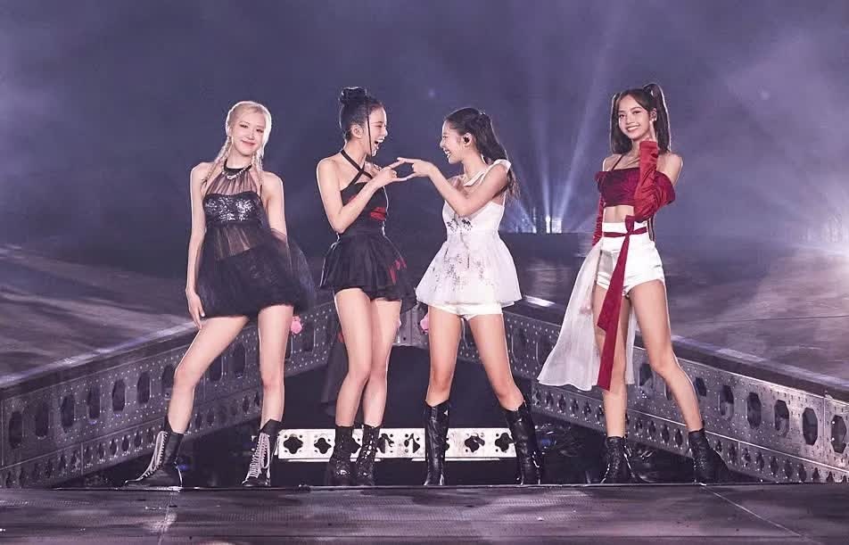 Concert ảnh 2