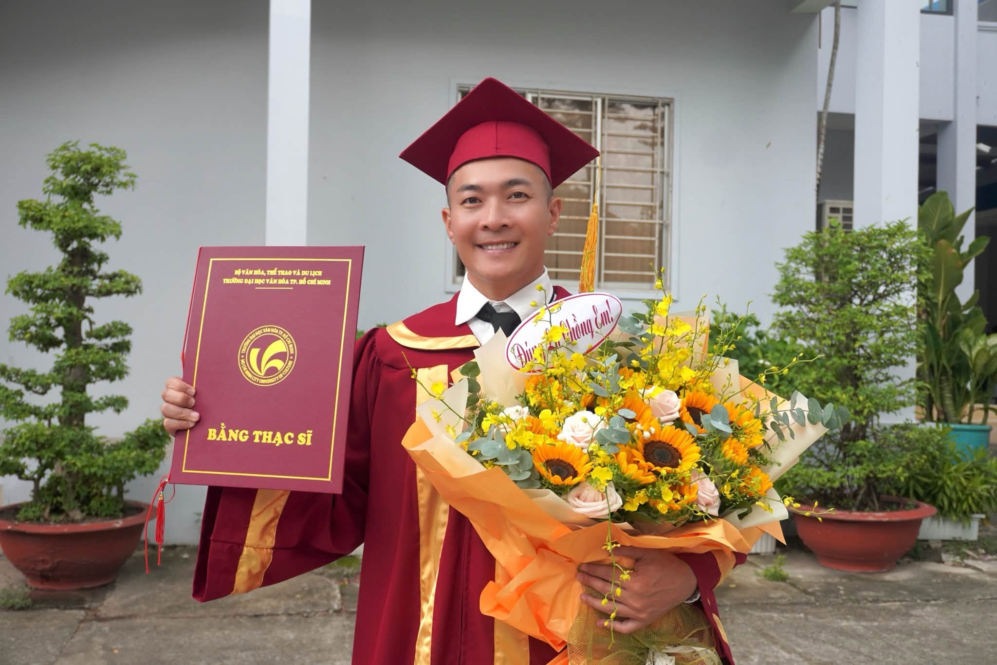 Quốc Cơ ảnh 1