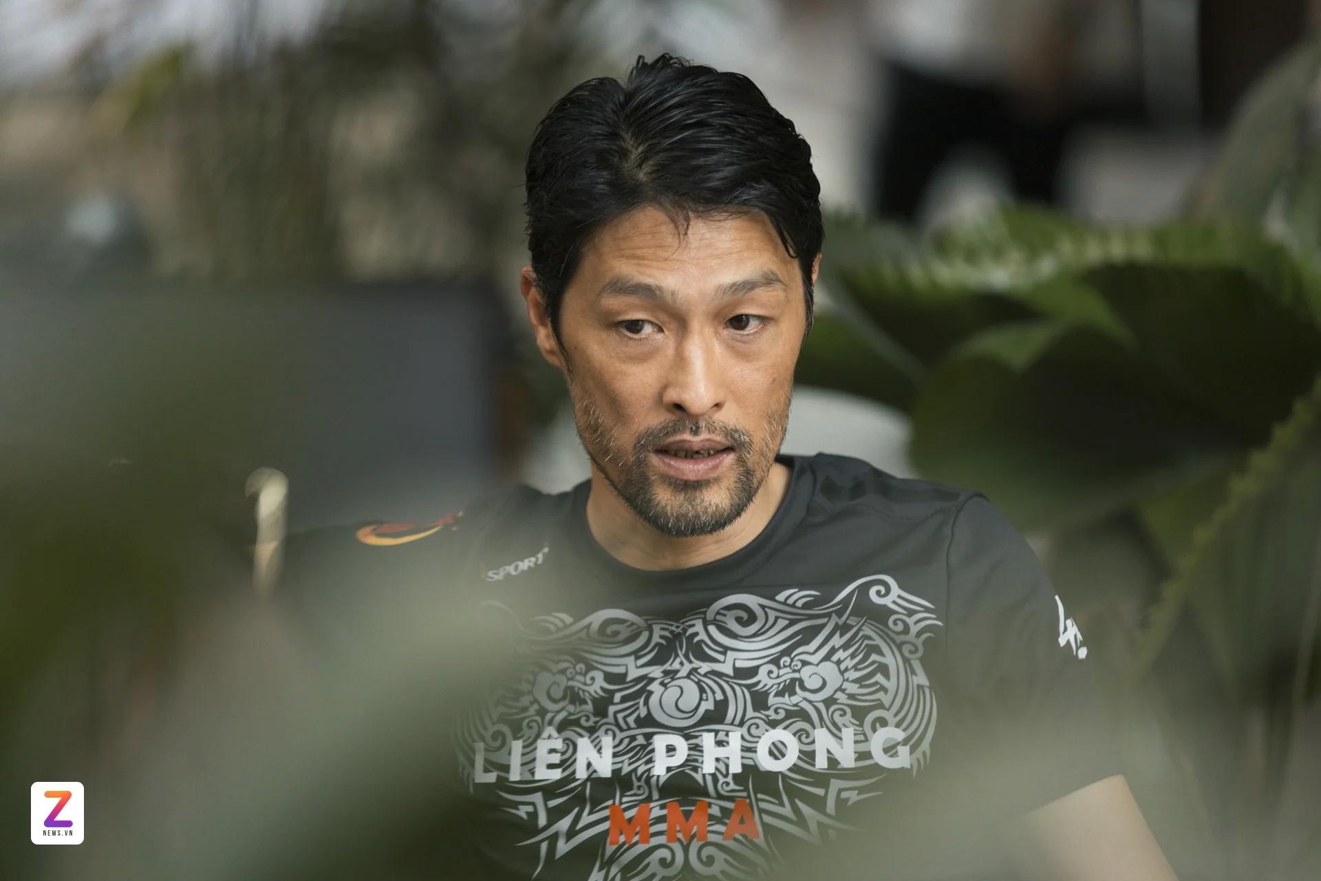 Johnny Tr&iacute; Nguyễn  ảnh 2