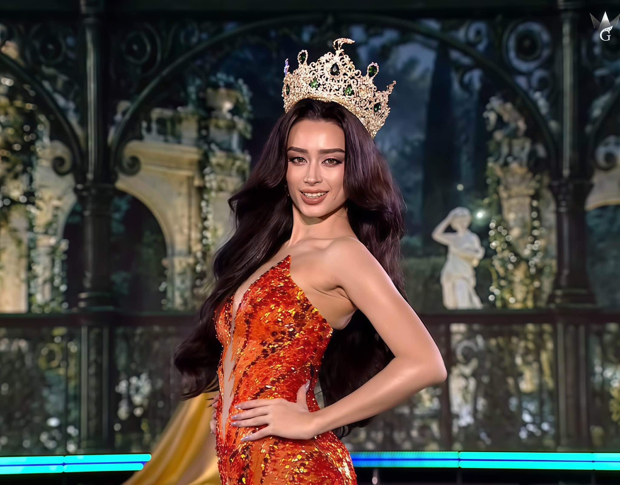 Emoura Phạm ảnh 1