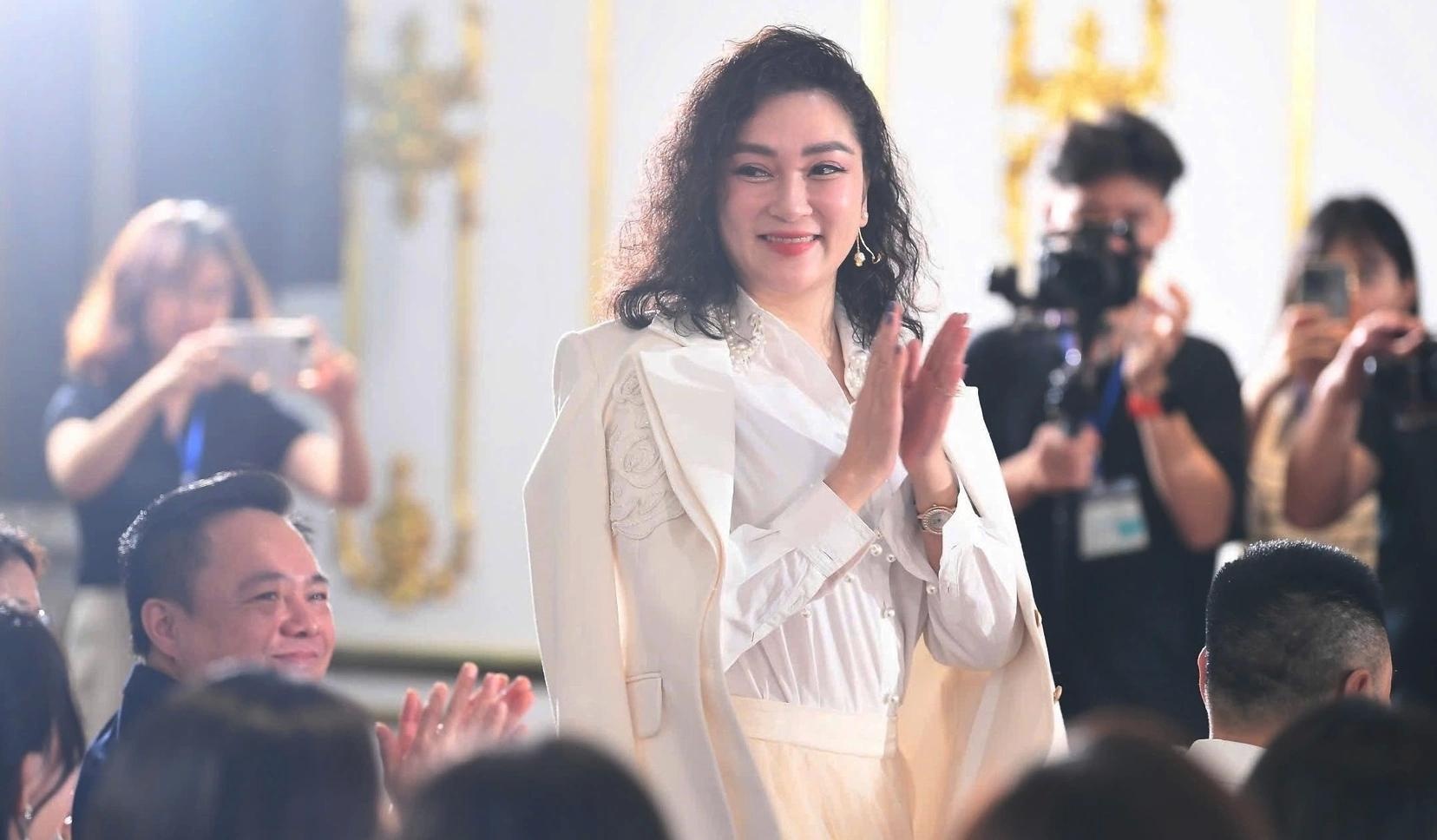 Nguyễn Thị Huyền ảnh 5