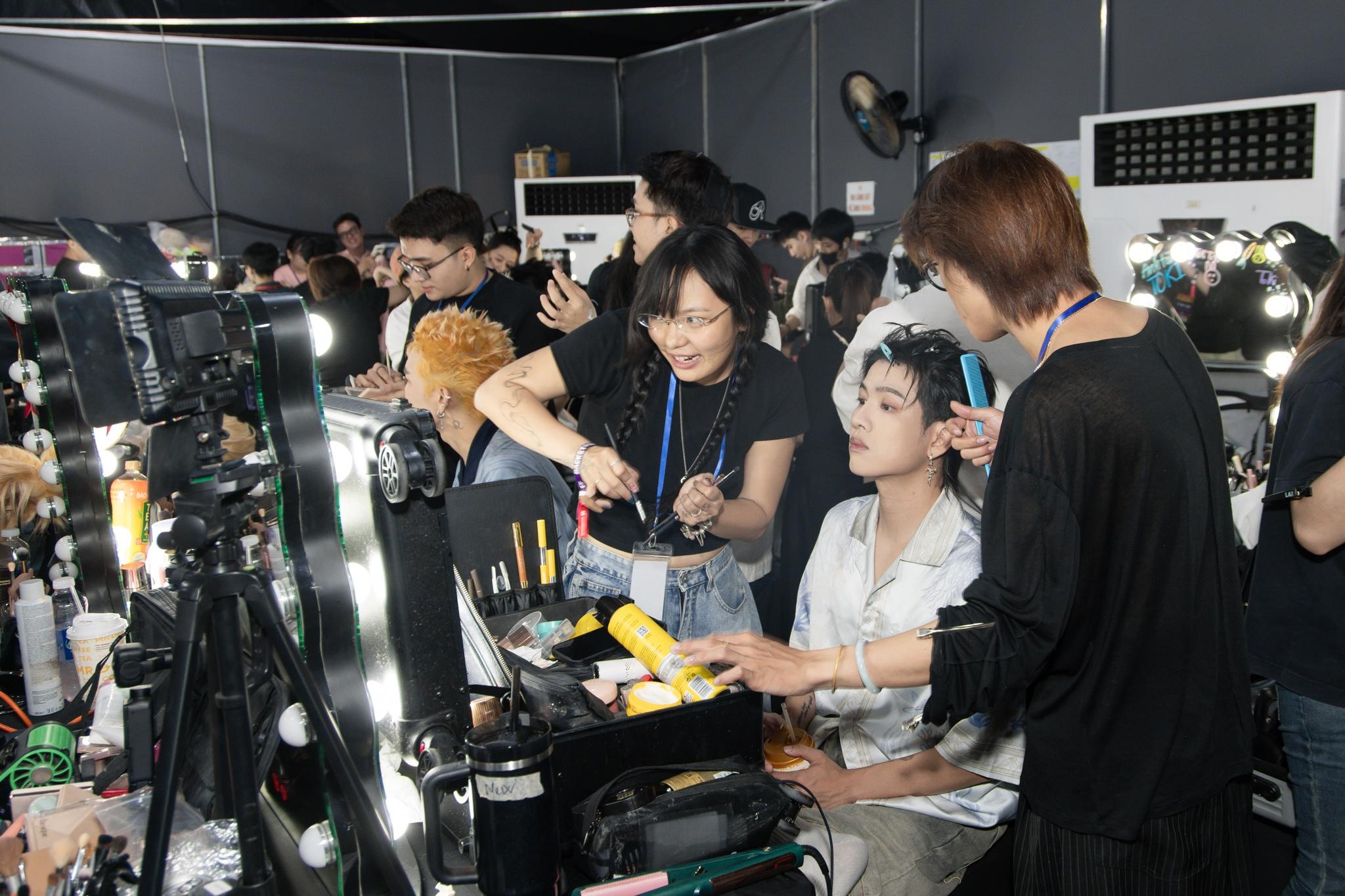 anh t&agrave;i ảnh 1